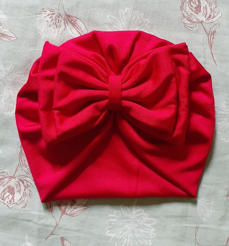 Red Bow Hat